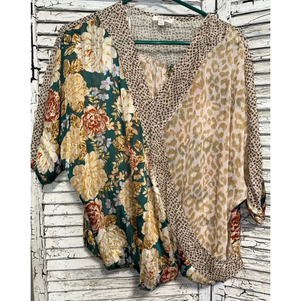 Women's Sheer Umgee Leopard Print & Floral Dolman Top Size Small